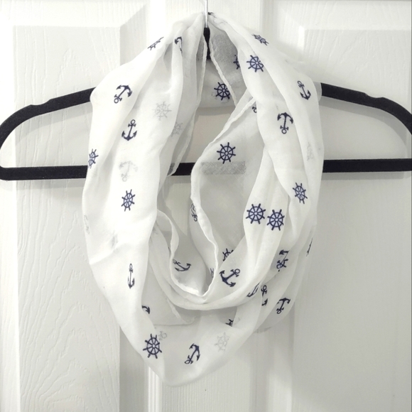 NWOT Nautical Navy Anchors Sheer White Infinity Scarf - Picture 4 of 7